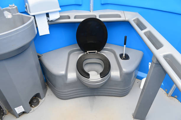 Portable Toilet Options We Offer in Manson, WA
